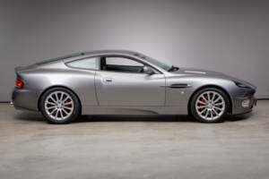 Bild 5/29 von Aston Martin V12 Vanquish (2001)