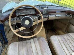 Afbeelding 18/50 van Mercedes-Benz 220 SE Cabriolet (1960)