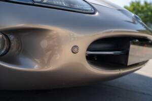Image 28/91 de Jaguar XK8 4.0 (2000)