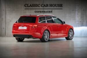 Image 11/95 of Audi RS4 Avant (2006)