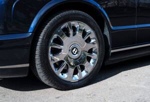 Bild 11/27 von Bentley Azure (2007)