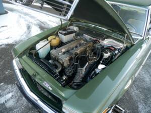 Afbeelding 36/41 van Mercedes-Benz 280 SLC (1977)