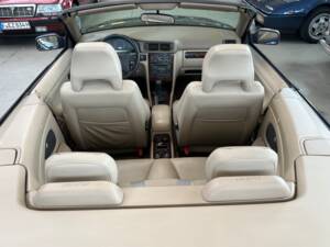 Bild 9/37 von Volvo C70 2.0 T (2001)