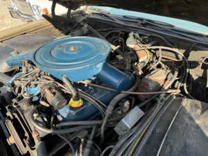 Image 14/31 of Lincoln Continental Diamond Jubilee Gold Edition (1978)