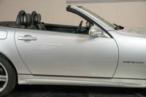 Image 30/50 of Mercedes-Benz SLK 230 Kompressor (2001)