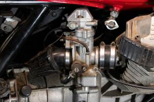 Image 36/49 de Moto Guzzi 850 LeMans (1981)