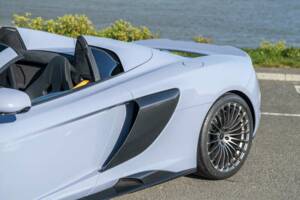 Image 16/37 of McLaren 675LT Spider (2016)
