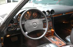 Image 27/37 of Mercedes-Benz 420 SL (1988)