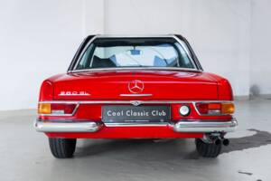 Image 7/35 of Mercedes-Benz 280 SL (1970)