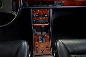 Imagen 13/35 de Mercedes-Benz 500 SEL (1984)