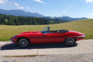 Bild 3/12 von Jaguar E-Type V12 (1972)
