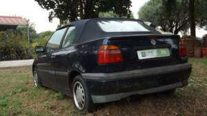 Image 6/50 of Volkswagen Golf III Cabrio 1.6 (1996)