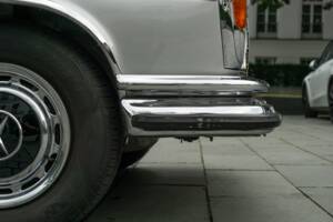 Image 36/95 of Mercedes-Benz 280 SE 3,5 (1970)