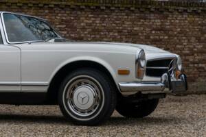 Bild 28/50 von Mercedes-Benz 280 SL (1970)