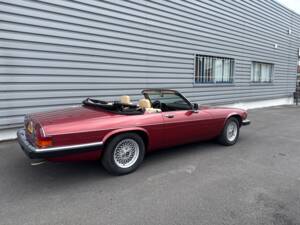 Image 33/64 of Jaguar XJ-S Convertible (1989)