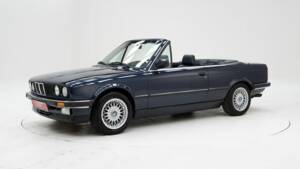 Image 1/15 de BMW 325i (1986)