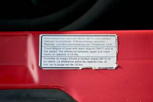 Imagen 39/46 de Porsche 911 Carrera (1997)