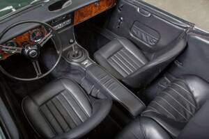 Imagen 13/20 de Austin-Healey 3000 Mk III (BJ8) (1966)