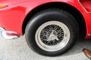 Image 41/50 of Ferrari 275 GTS (1965)