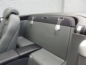 Image 61/97 de Mercedes-Benz SL 55 AMG (2003)