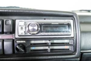 Image 39/50 de Volkswagen Golf Mk II GTi 1.8 (1987)