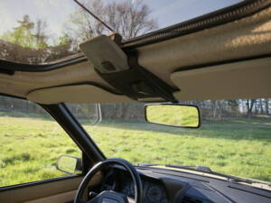 Image 32/65 of Peugeot 205 &quot;Indiana&quot; (1992)