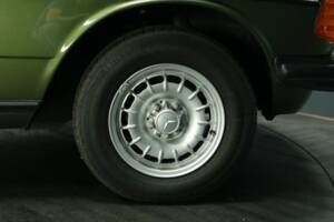 Bild 50/50 von Mercedes-Benz 300 D (1981)