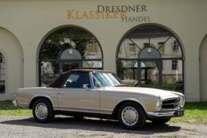 Image 34/56 de Mercedes-Benz 280 SL (1970)