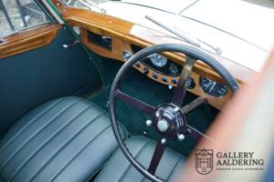 Bild 49/50 von Bentley 3 1/2 Liter Park Ward FHC (1933)