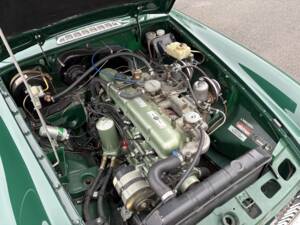 Immagine 10/40 di MG MGC GT (1968)