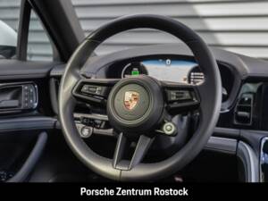 Bild 8/31 von Porsche Panamera 4S E-Hybrid (2025)