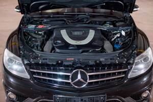 Bild 26/34 von Mercedes-Benz CL 500 4MATIC (2008)