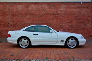 Image 163/171 of Mercedes-Benz SL 600 (1996)