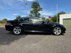 Bild 4/99 von BMW 650i (2007)