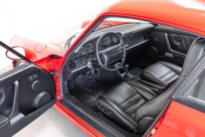 Image 8/32 of Porsche 911 Turbo 3.3 (1992)