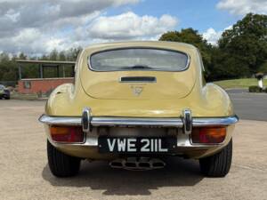 Bild 4/35 von Jaguar E-Type V12 (2+2) (1973)