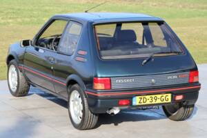 Bild 50/50 von Peugeot 205 GTi 1.9 (1991)