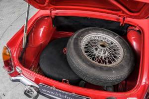 Afbeelding 44/50 van MG MGB (1973)