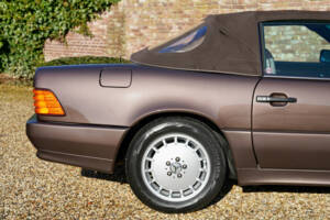 Immagine 20/50 di Mercedes-Benz 300 SL (1993)