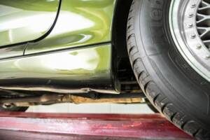 Immagine 48/50 di MG RV8 (1994)