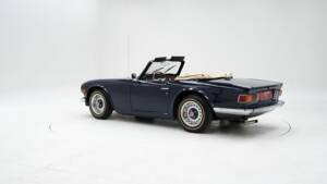 Image 4/15 of Triumph TR 6 (1975)