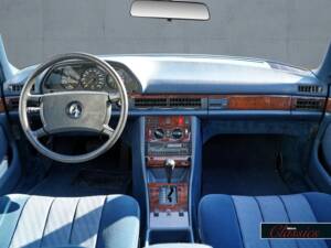 Bild 8/22 von Mercedes-Benz 280 SEL (1984)