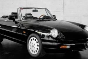 Bild 46/48 von Alfa Romeo 2.0 Spider (1993)