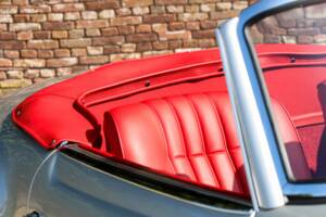 Image 46/50 de Mercedes-Benz 190 SL (1960)