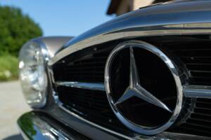 Image 37/50 de Mercedes-Benz 280 SL (1969)