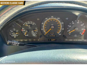 Image 11/16 of Mercedes-Benz 500 SL (1992)
