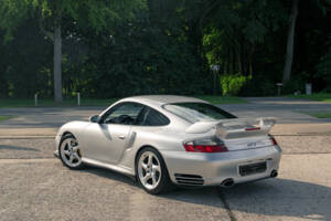 Image 13/51 of Porsche 911 GT2 (2001)