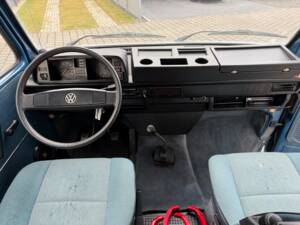 Image 15/43 of Volkswagen T3 Westfalia 1.6 TD (1986)