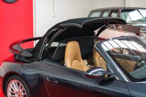 Image 37/48 of Porsche 911 Carrera 4S (2007)
