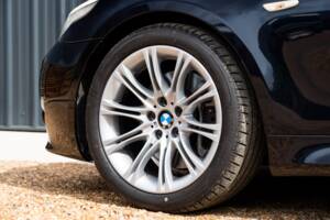 Imagen 33/65 de BMW 545i Touring (2005)